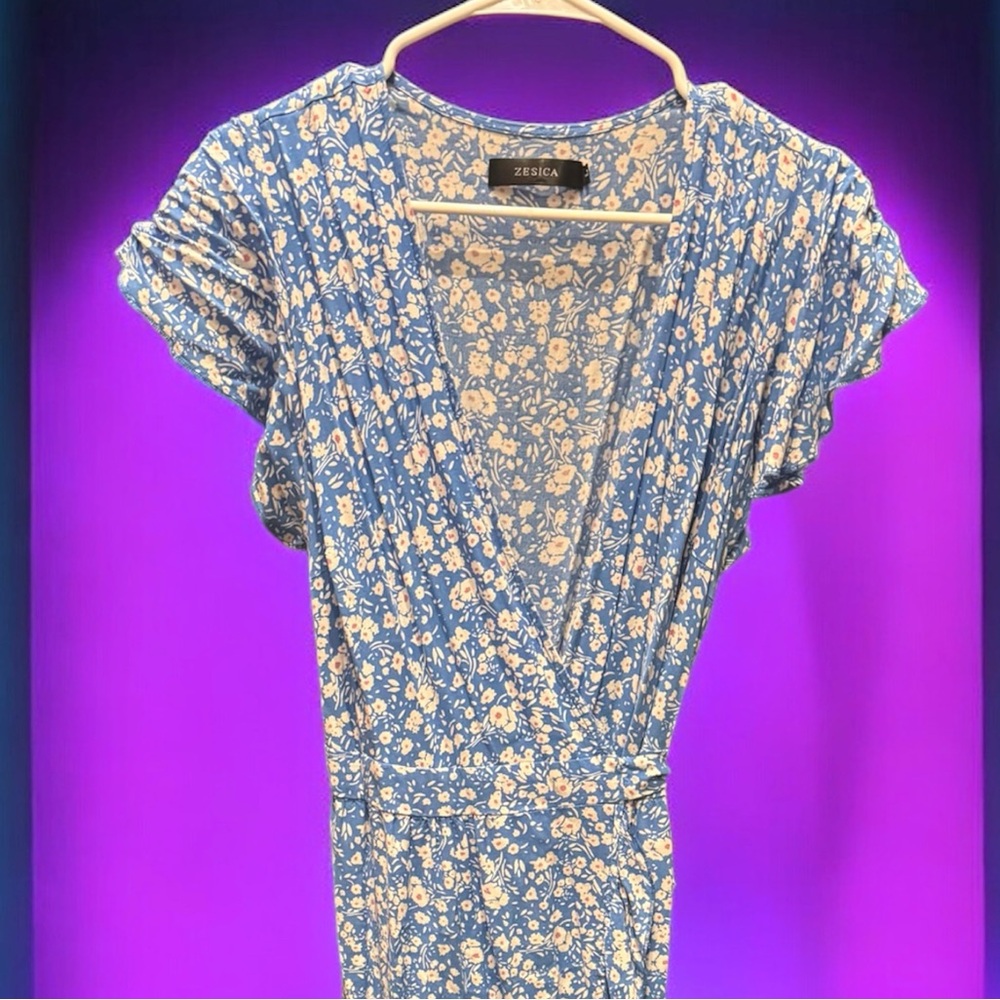 Zesica Blue Floral wrap Dress LARGE pit to pit 17in length 45in - Picture 5 of 6